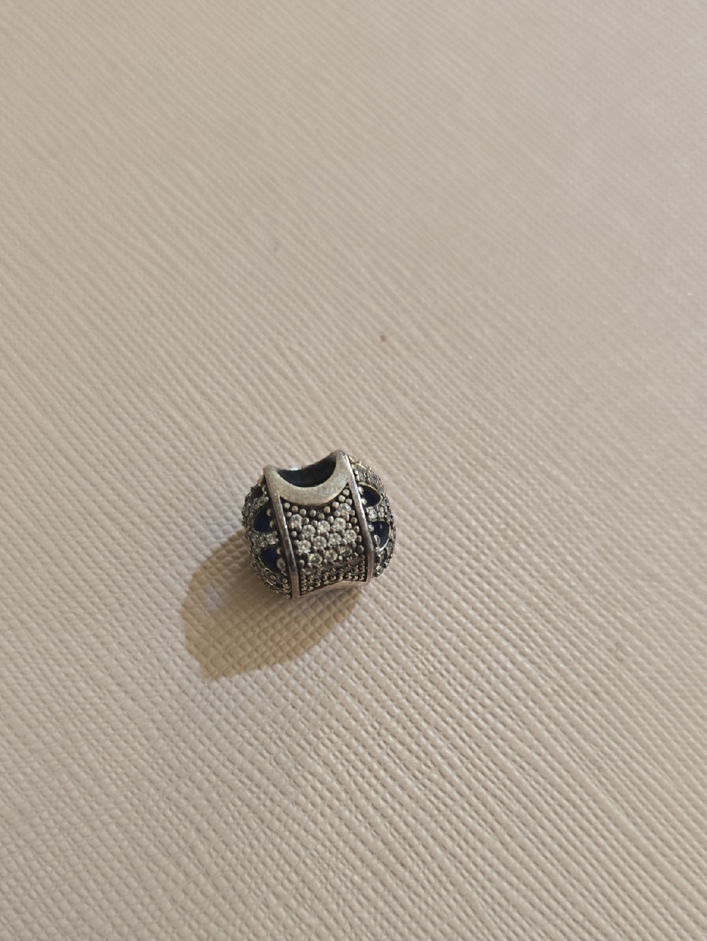 Authentic Pandora Charm - Picture 3 of 4